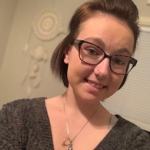 Meet your Posher, Brianna